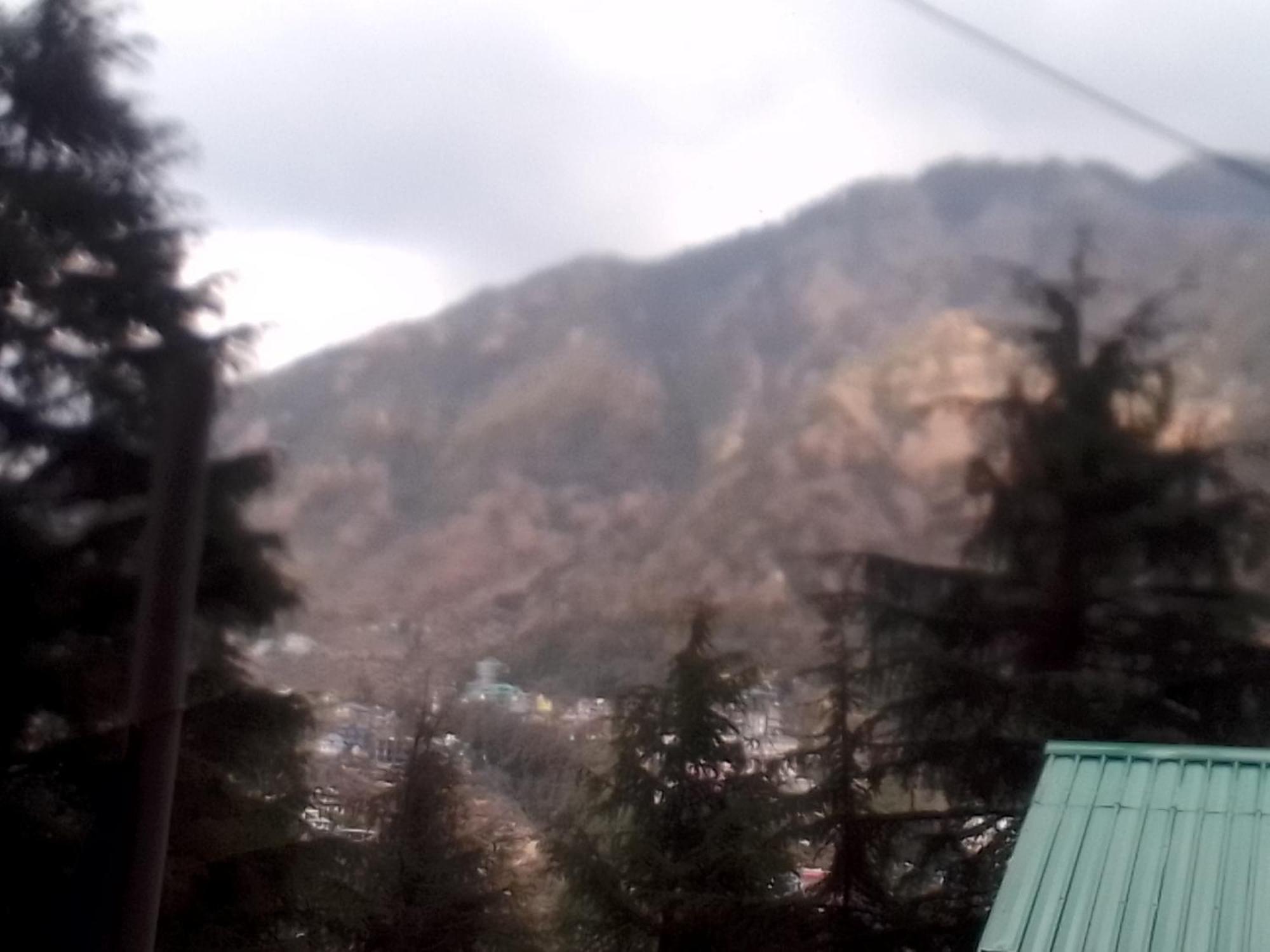 Auberge de jeunesse Himalayan Triund Trekking And Mountain View à Dharamshala Extérieur photo